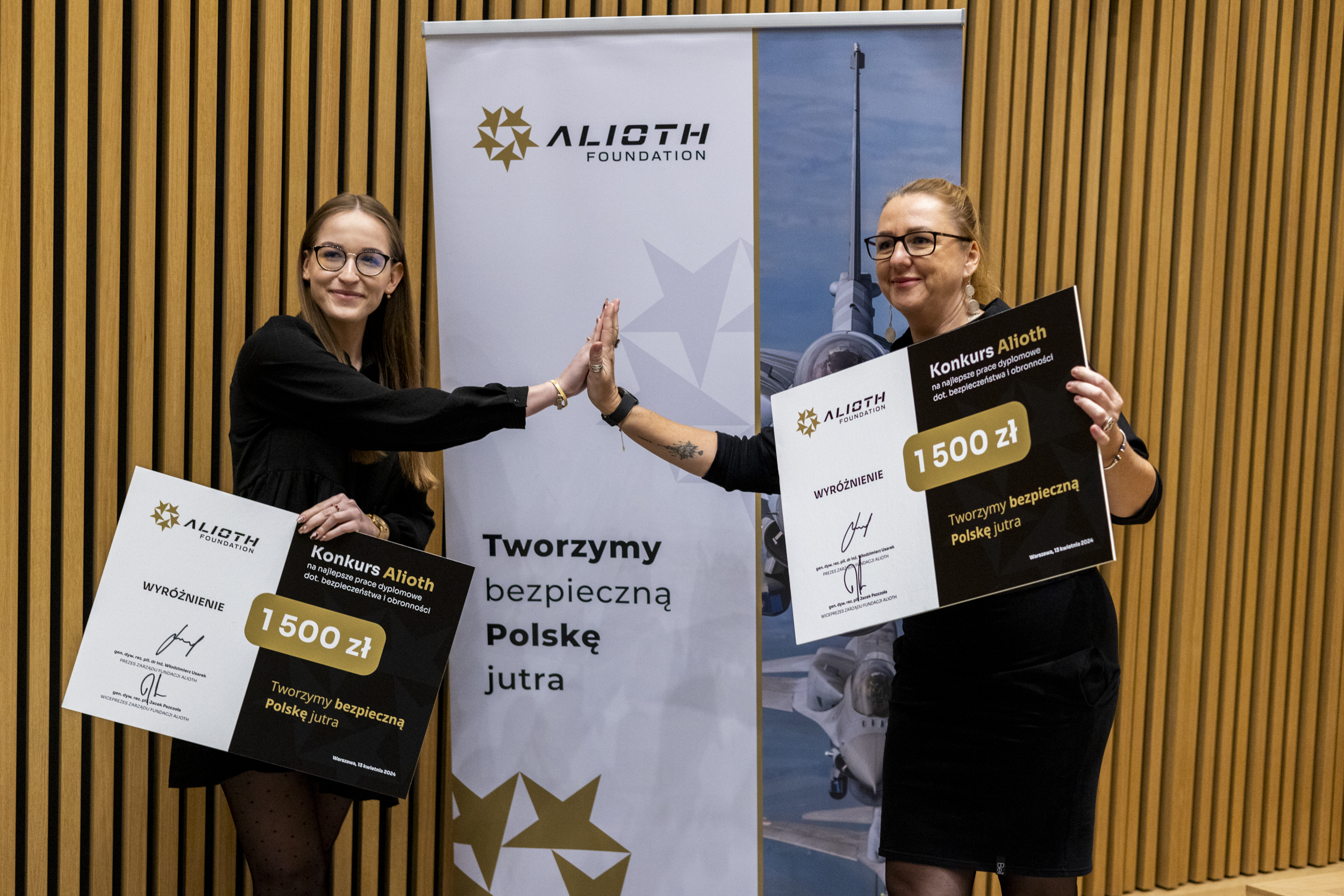 Nagrody w konkursie przyznane! Laureaci z wizytą w Muzeum Wojska Polskiego