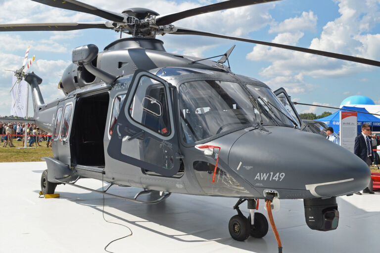 AW-149-768x512.jpg