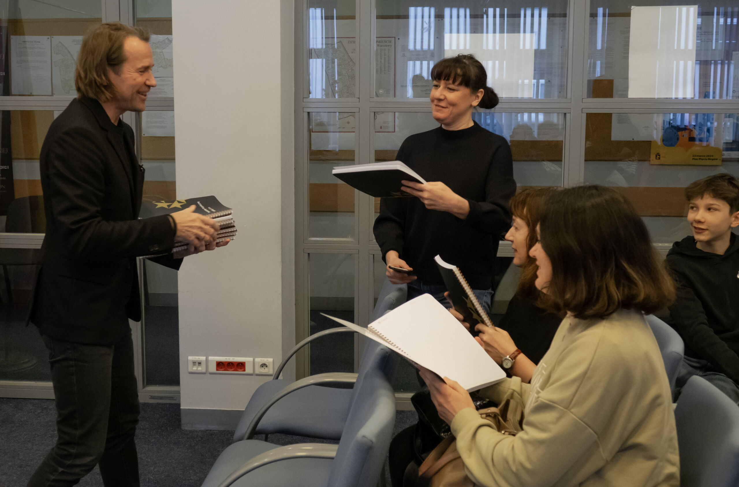 „Polska to jest wielka rzecz”. Pułkownik Zięć na spotkaniu z młodzieżą ze Śródmieścia