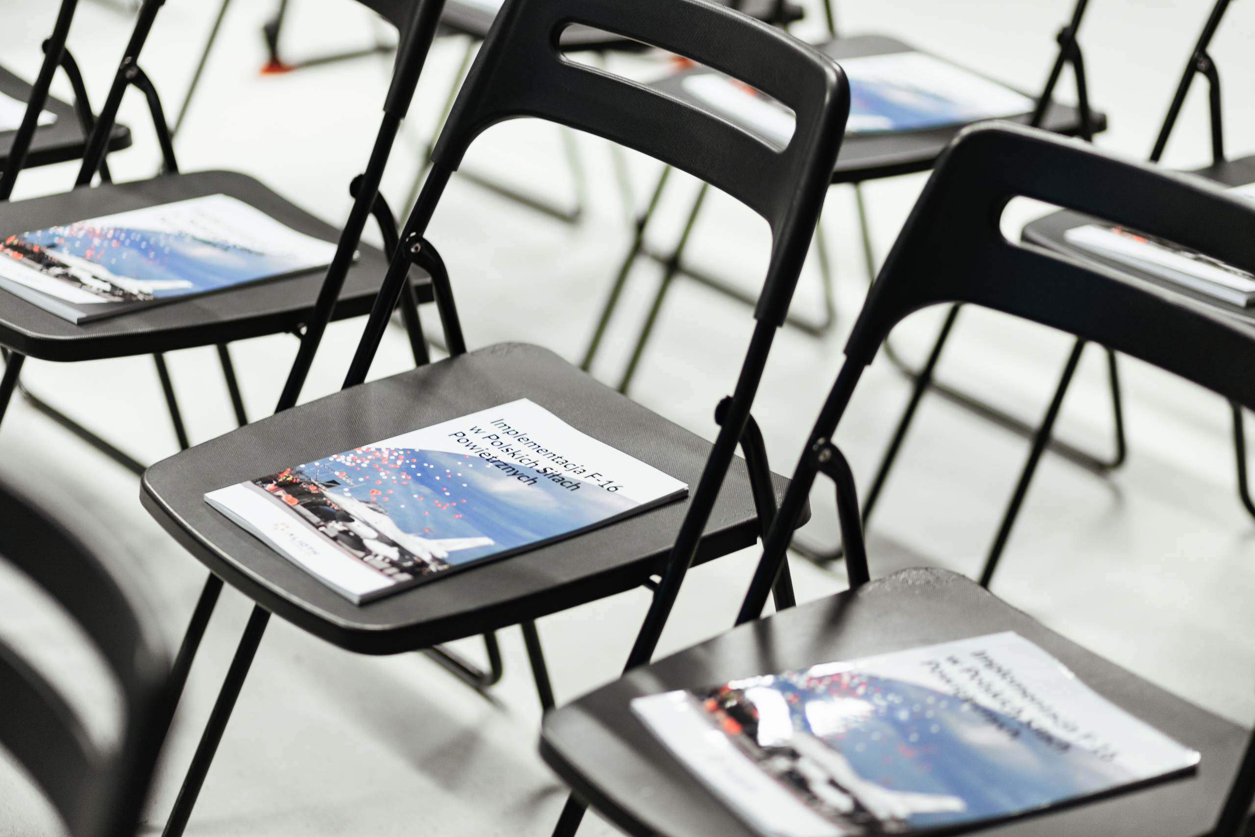 Jacek Bartosiak i Krystian Zięć o wdrożeniu programu F-16 i programach zbrojeniowych przyszłości