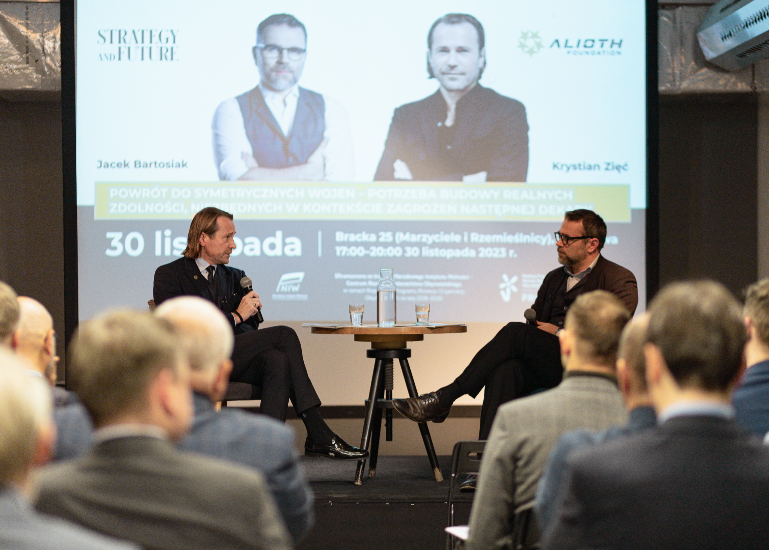 Jacek Bartosiak i Krystian Zięć o wdrożeniu programu F-16 i programach zbrojeniowych przyszłości