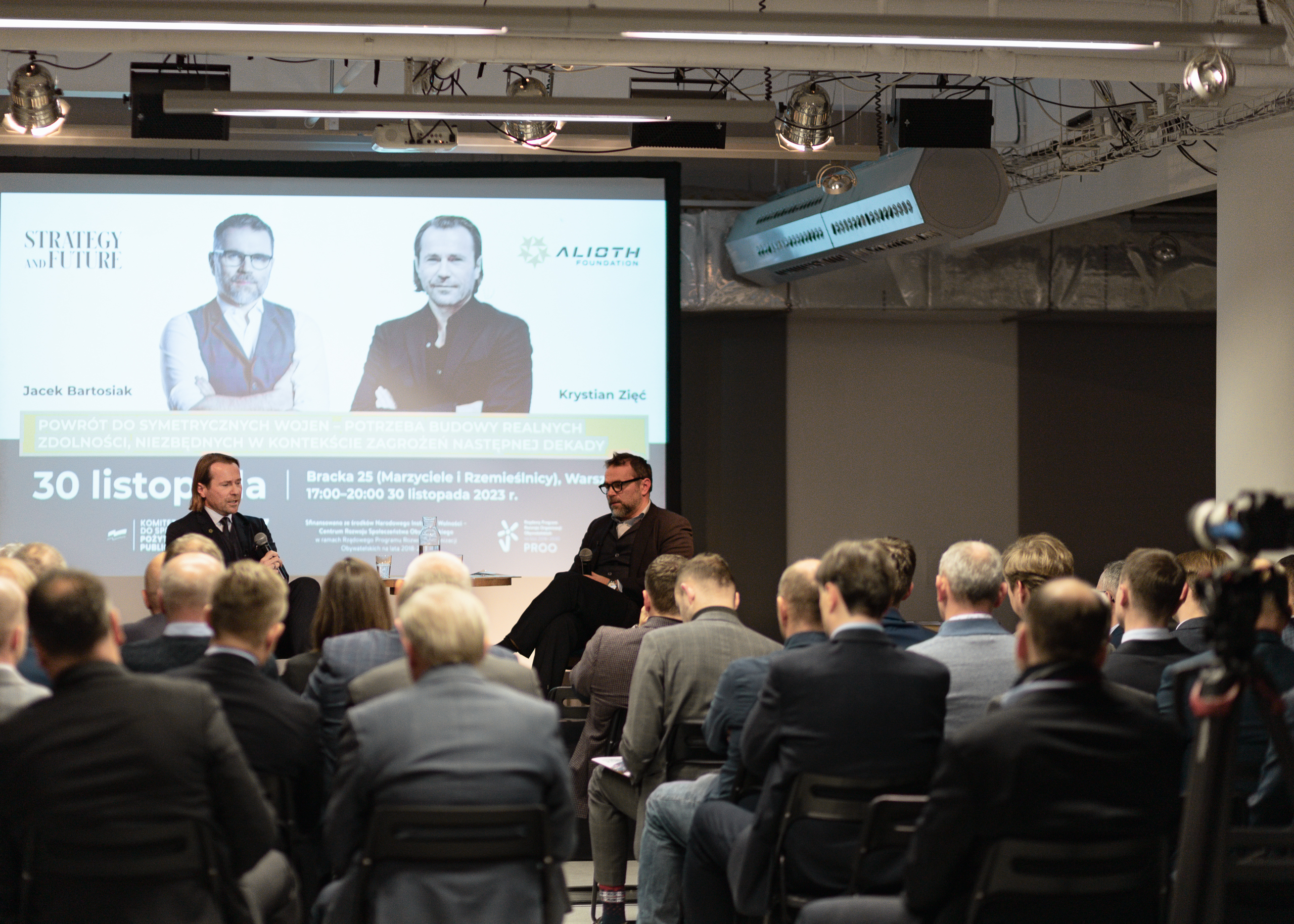 Jacek Bartosiak i Krystian Zięć o wdrożeniu programu F-16 i programach zbrojeniowych przyszłości