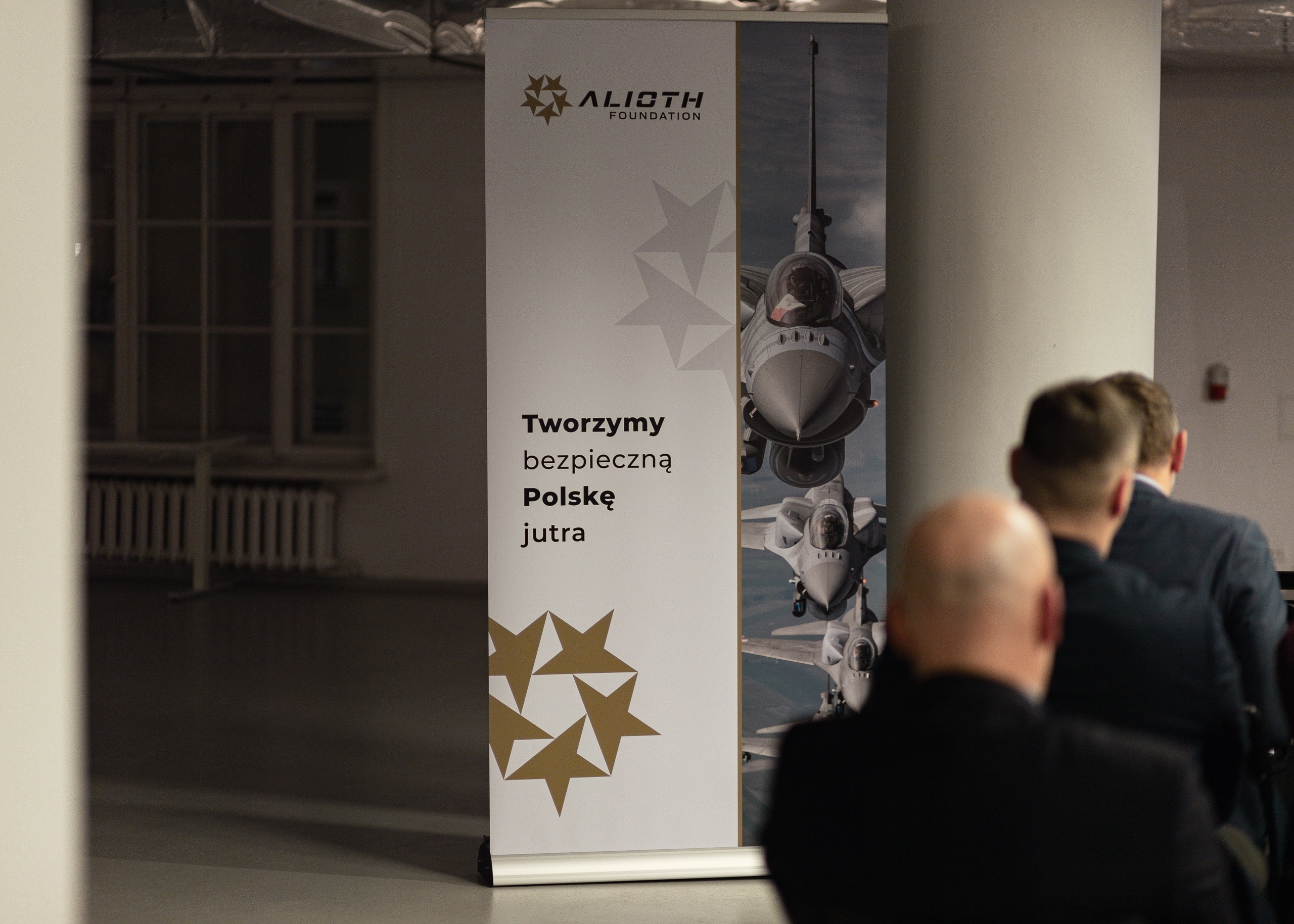 Jacek Bartosiak i Krystian Zięć o wdrożeniu programu F-16 i programach zbrojeniowych przyszłości